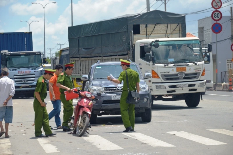Một buổi trưa, 2 cụ ông thương vong vì tai nạn ảnh 3 Một buổi trưa, 2 cụ ông thương vong vì tai nạn ảnh 3